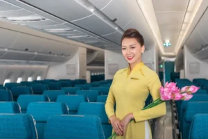 Tuổi nghề của tiếp viên hàng không là bao nhiêu
